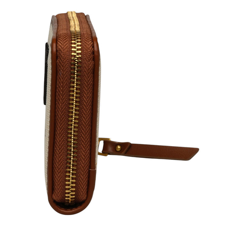 Steve Madden Boton Wallet