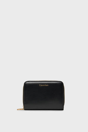 محفظة كالفين كلاين Puller Medium Flap Zip Around