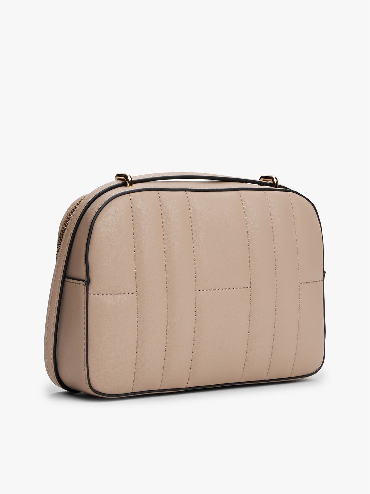 حقيبة تومي هيلفيجر Monogram Quilted Camera Crossbody