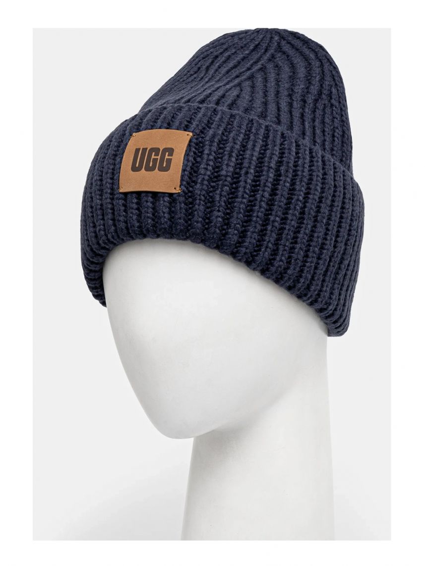 قبعة UGG