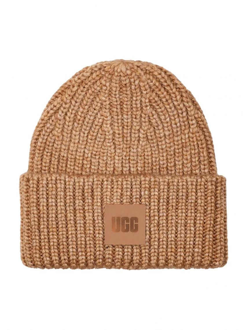 قبعة UGG
