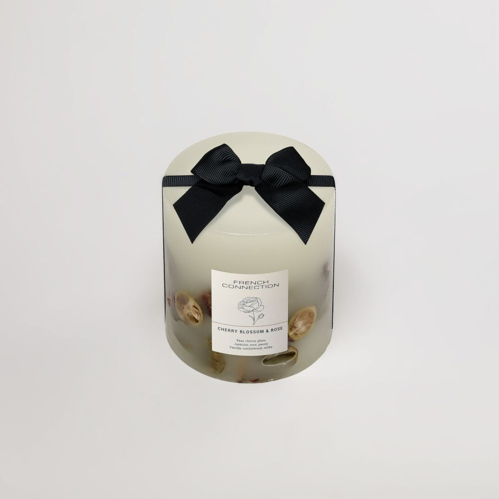 شمعة معطرة فرنش كونكشن Cherry Blossom and Rose