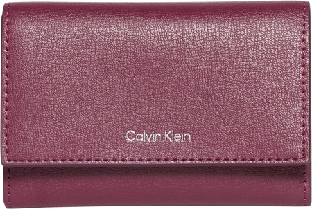 Calvin Klein Trifold With Zip Pocket Wallet