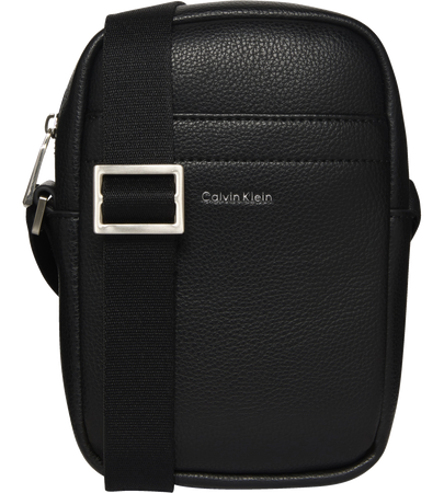 حقيبة كالفين كلاين Raised Slim Reporter