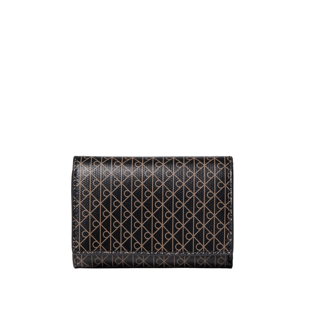 Calvin Klein Trifold With Zip Pocket Wallet