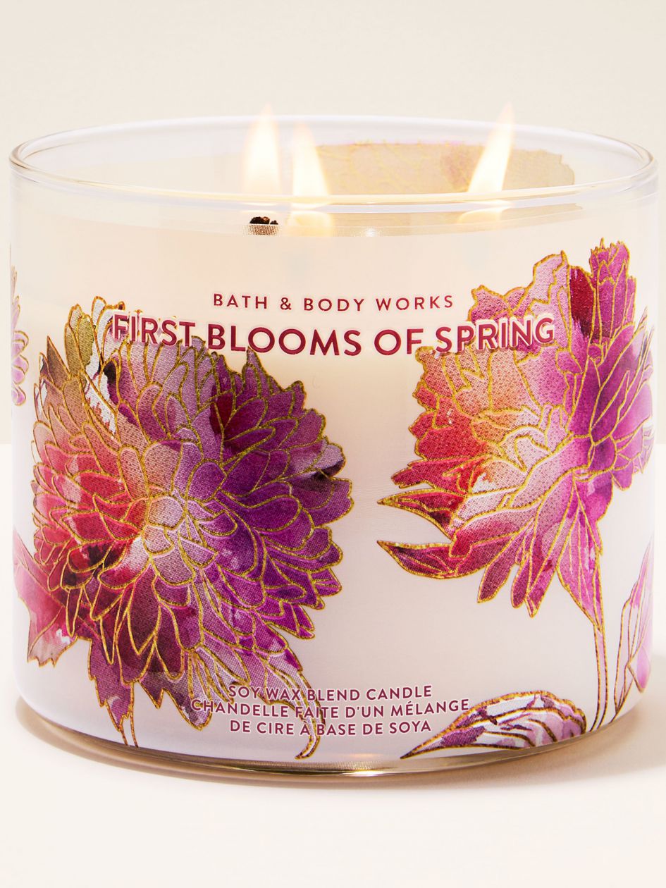 Bath & Body Works First Blooms Of Spring 3-Wick Scented Candle