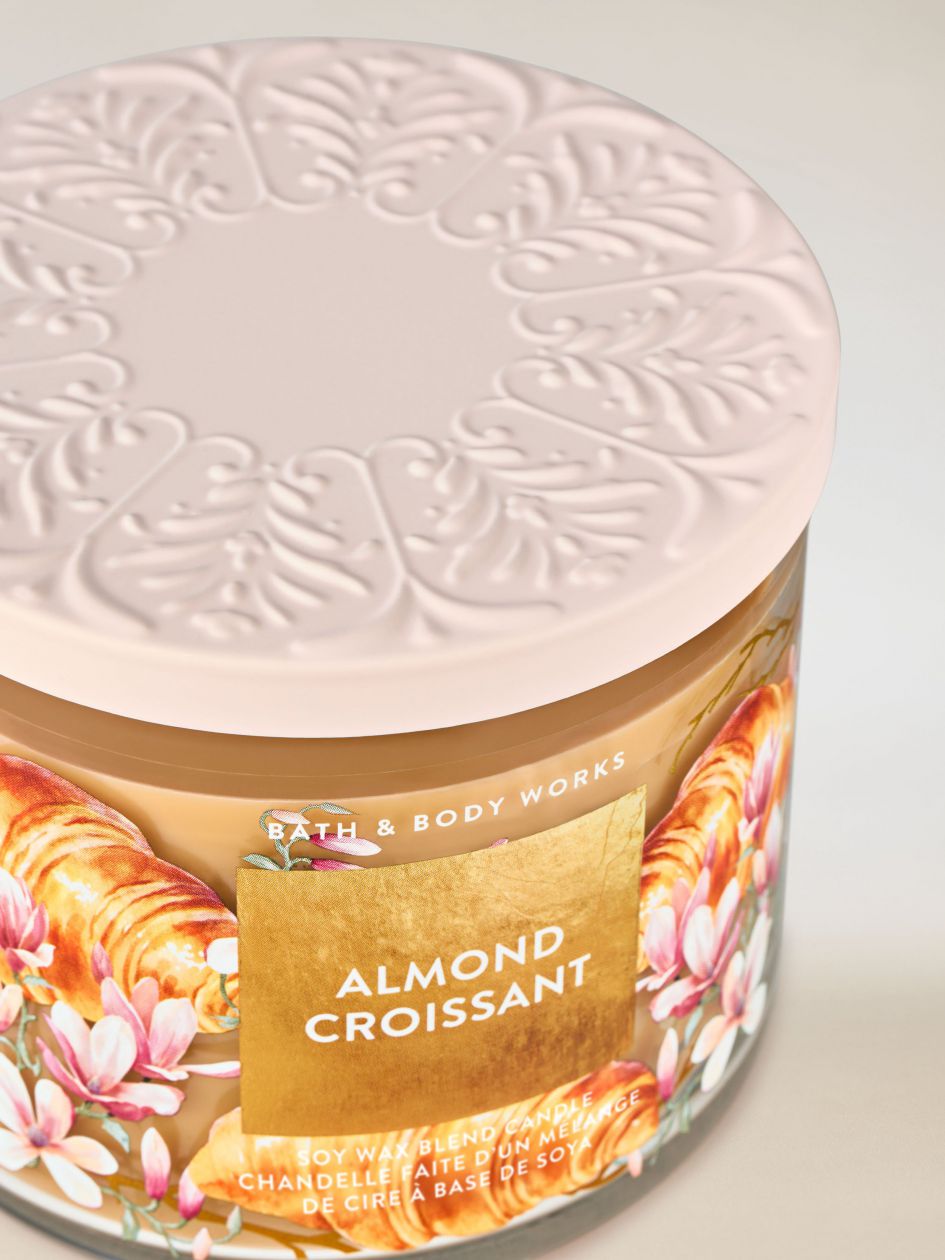 Bath & Body Works Almond Croissant 3-Wick Scented Candle