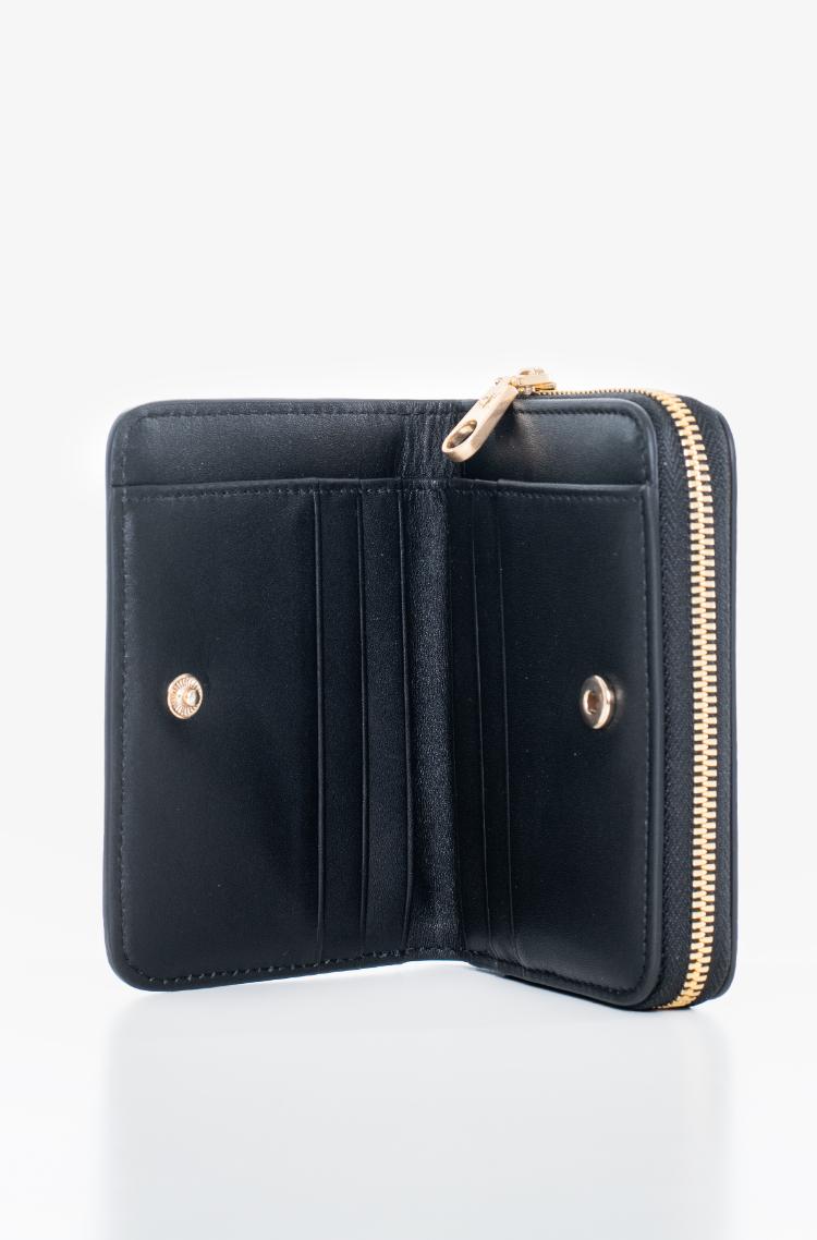 محفظة كالفين كلاين Minimal Monogrm