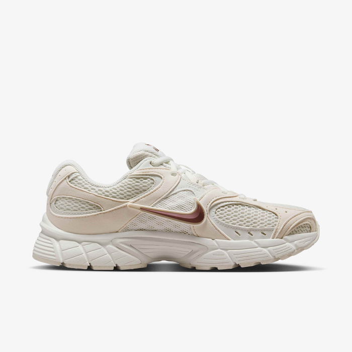 Nike V5 Rnr Sneaker