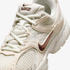 Nike V5 Rnr Sneaker