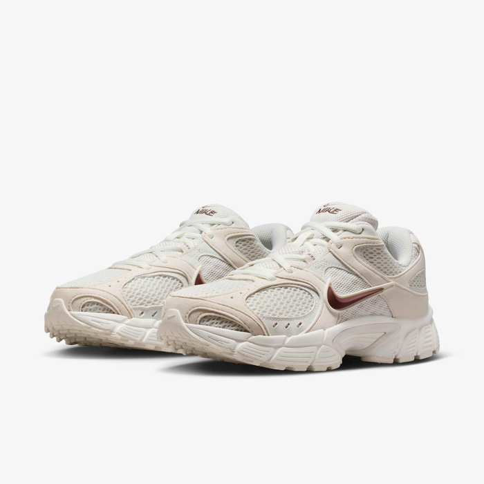 Nike V5 Rnr Sneaker