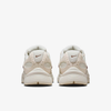 Nike V5 Rnr Sneaker