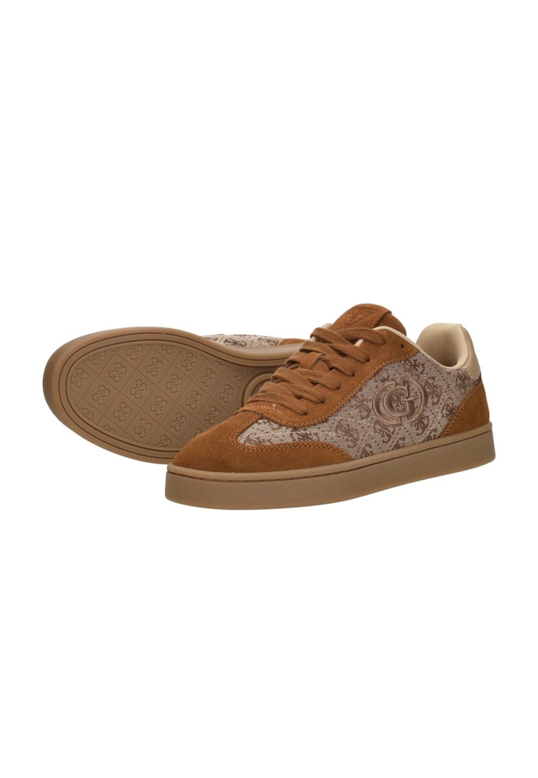 حذاء سنيكر جيس Trainers