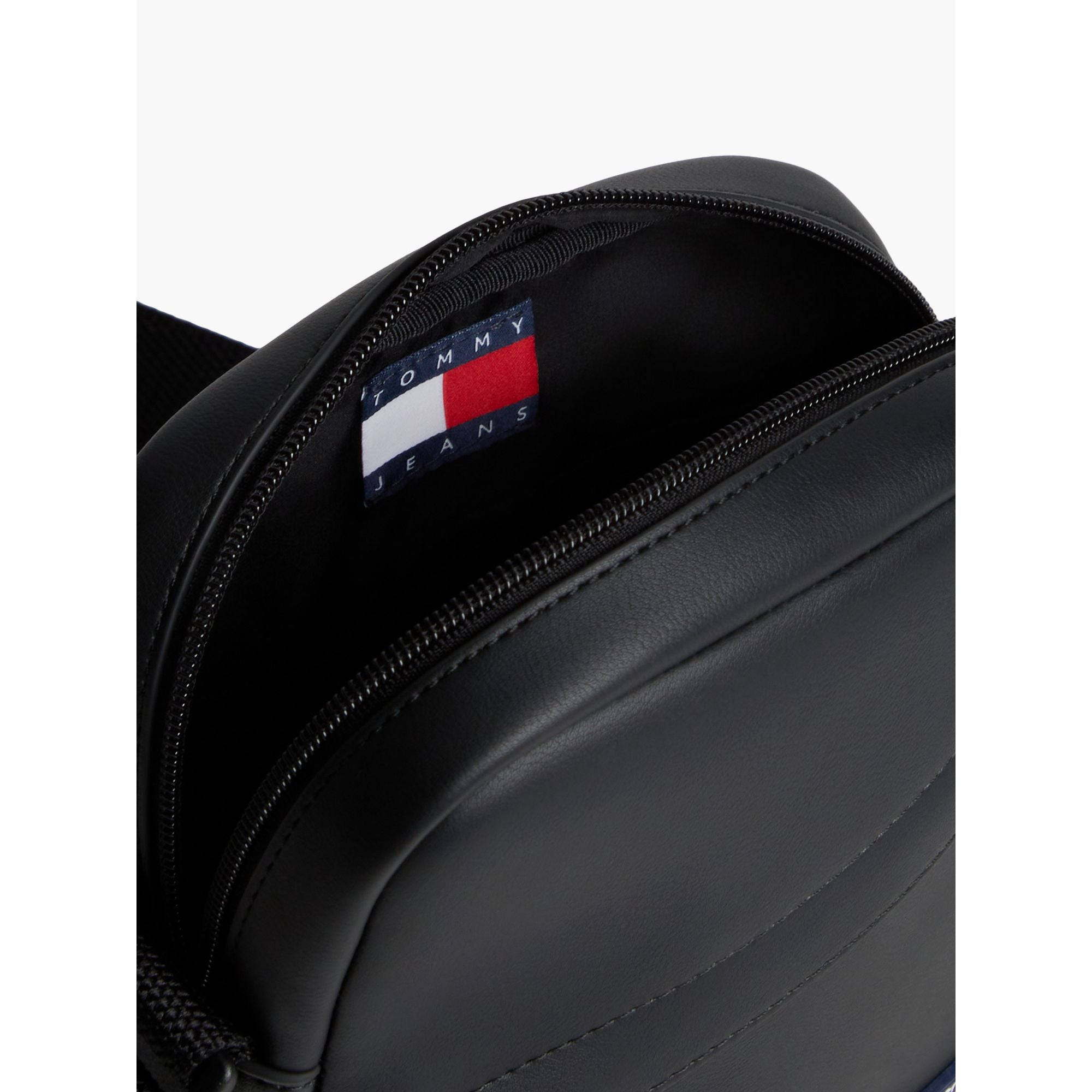 Tommy Hilfiger Tjm Daily Pu Reporter Bag