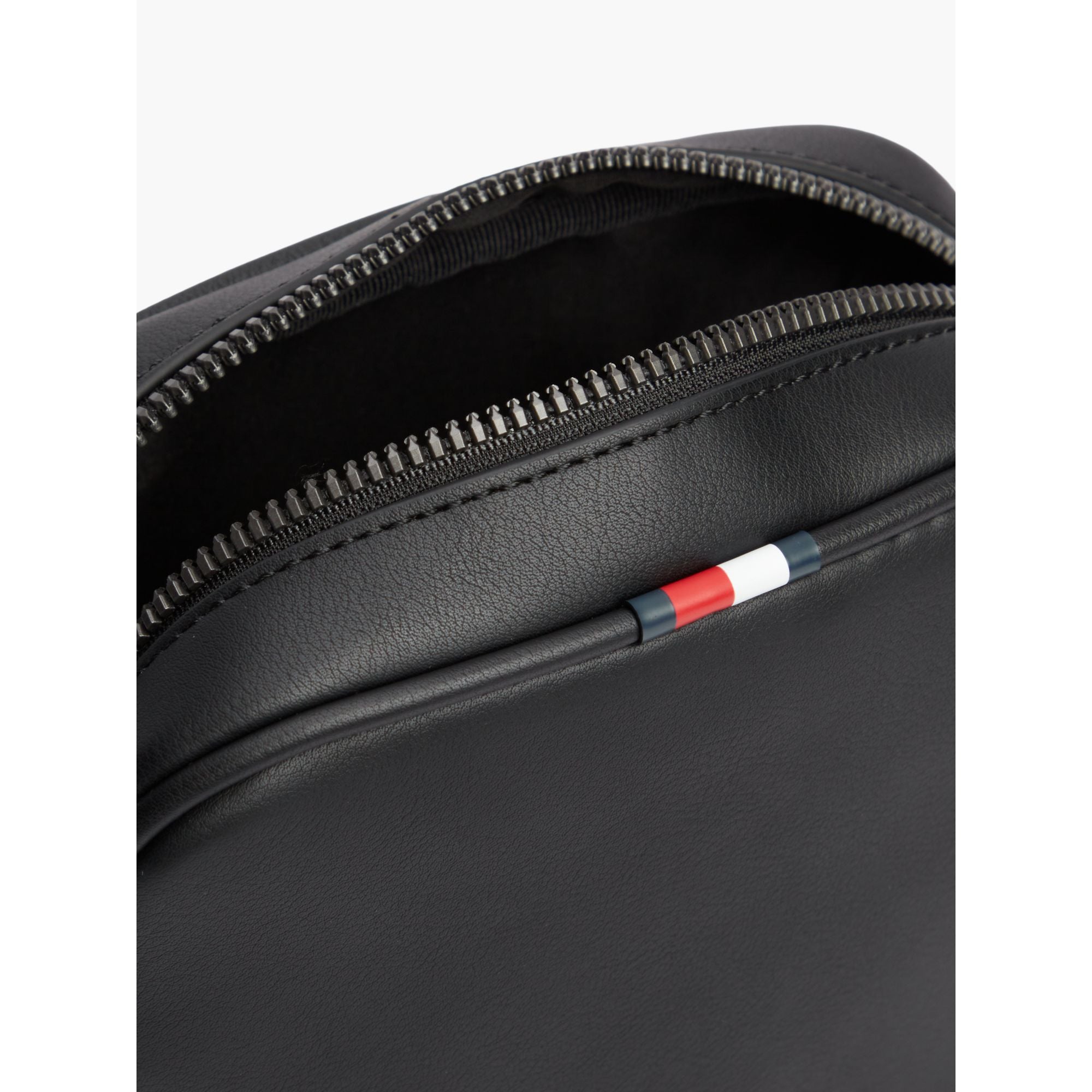 Tommy Hilfiger Foundation Mini Reporter Bag