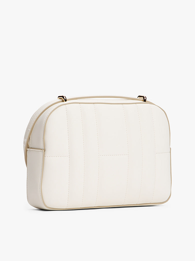 حقيبة تومي هيلفيجر Monogram Quilted Camera Crossbody