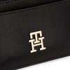 محفظة تومي هيلفيجر Th Monogram Plaque Card Holder