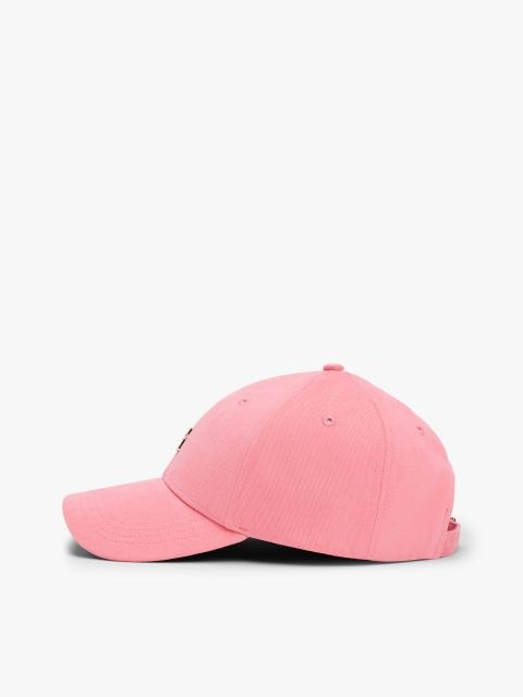 قبعة تومي هيلفيجر