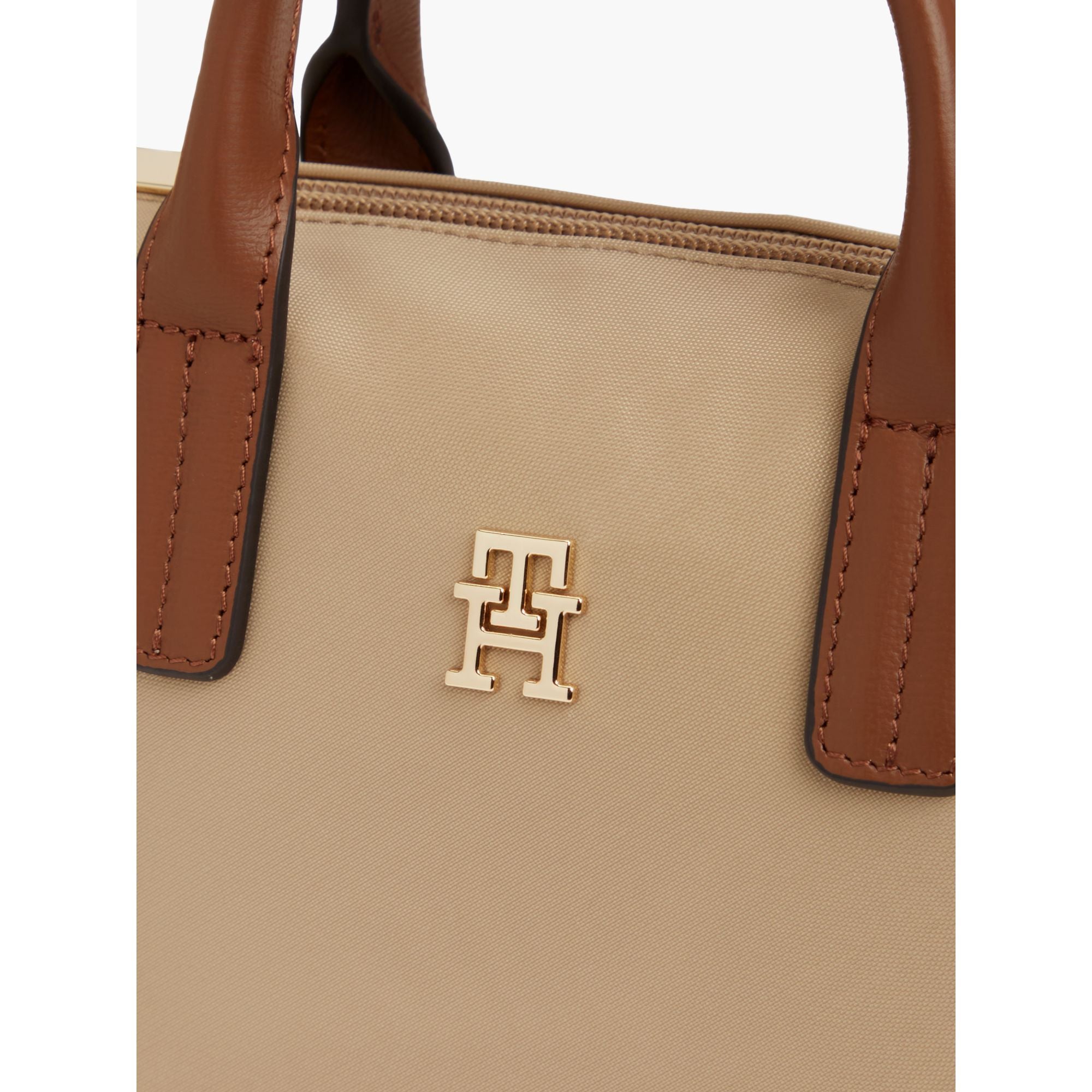 حقيبة تومي هيلفيجر Popette Micro Tote