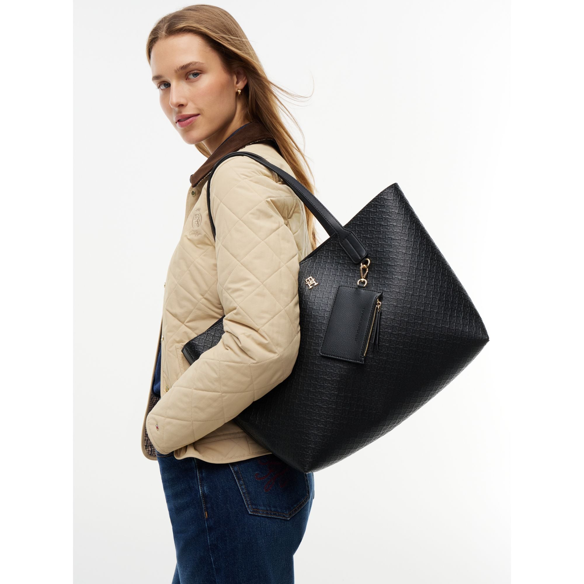 حقيبة تومي هيلفيجر Icon Tote Mono