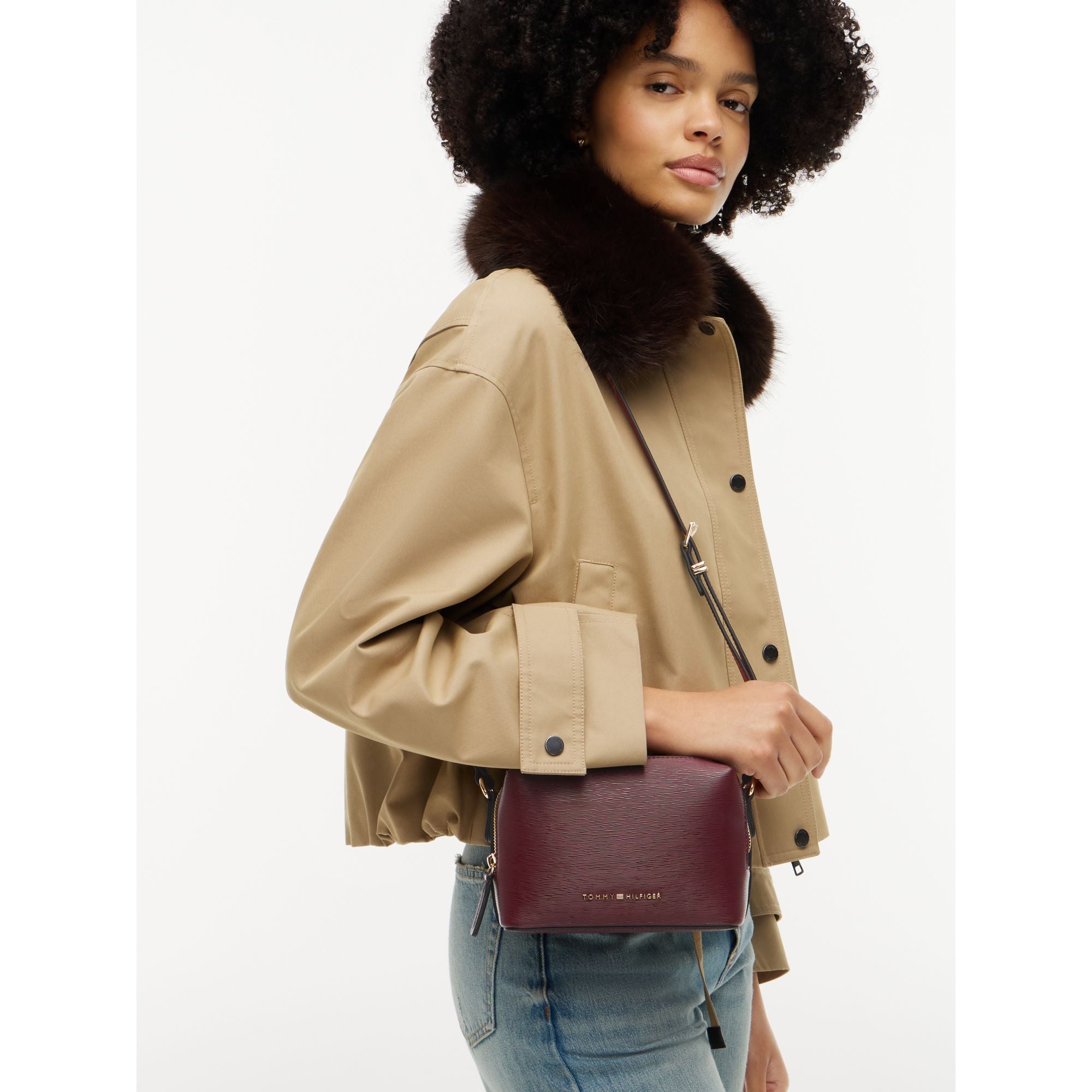 Tommy Hilfiger Modern Camera Bag