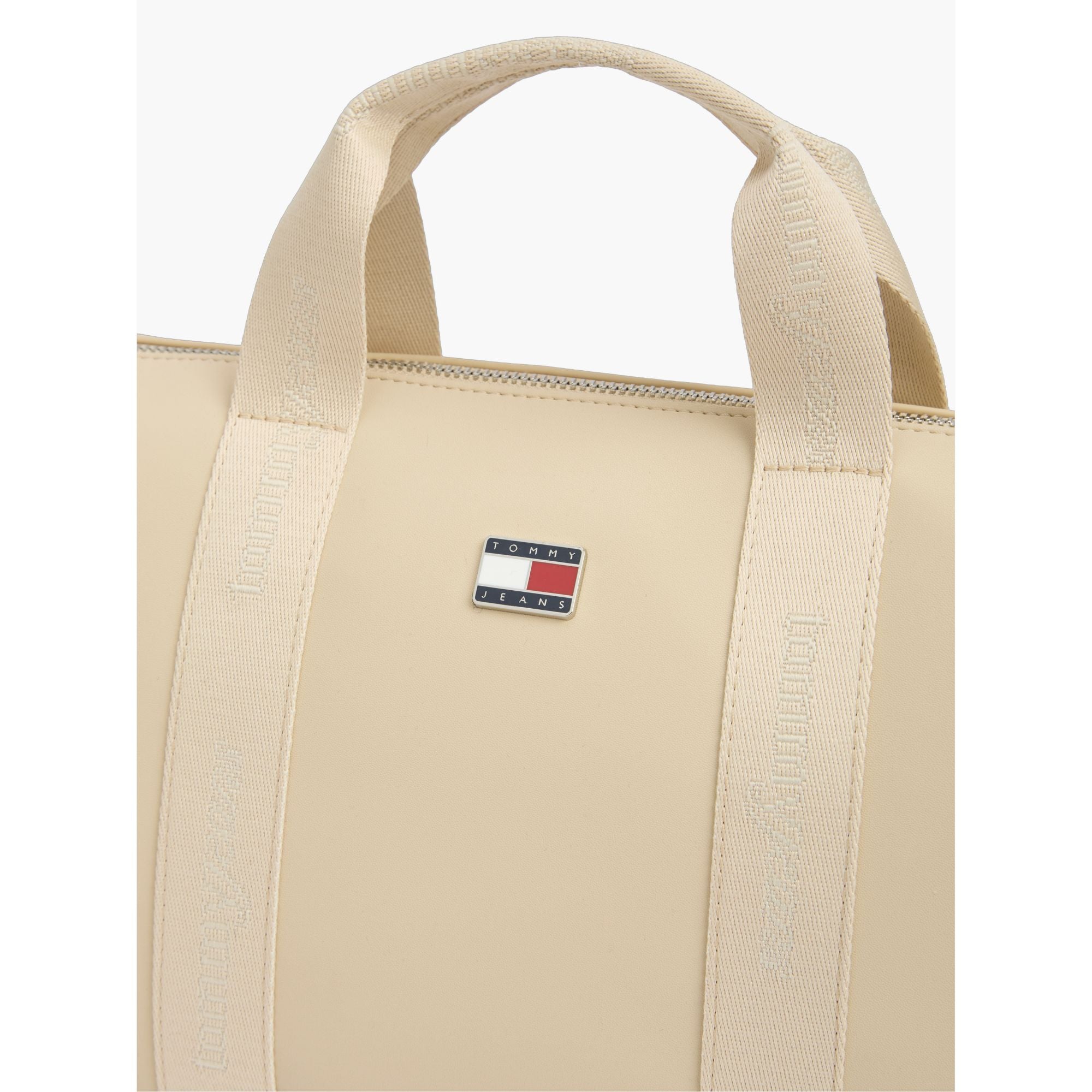 حقيبة تومي هيلفيجر Daily Elevated Mini Tote