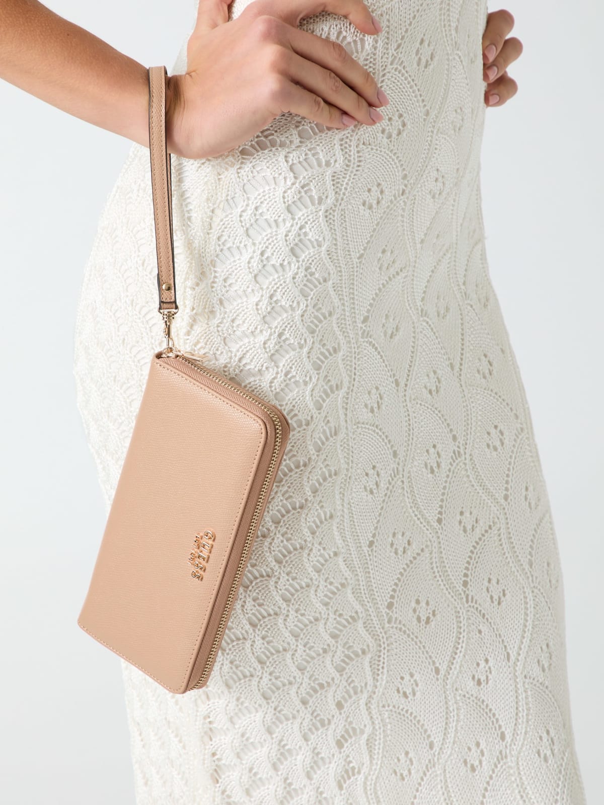 محفظة جيس Amorette Slg Lrg Zip Around