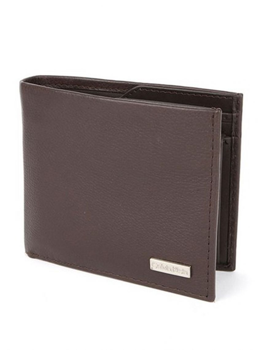 محفظة كالفين كلاين