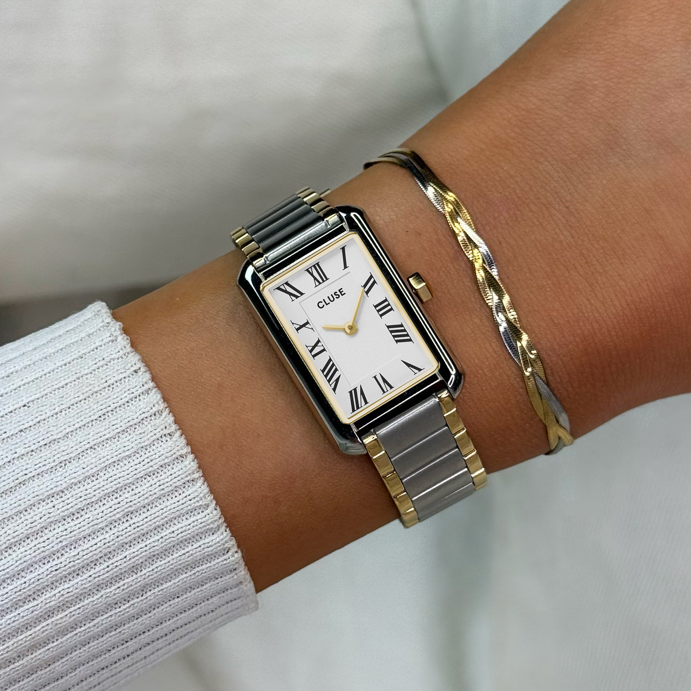 ساعة كلوز Belisenna