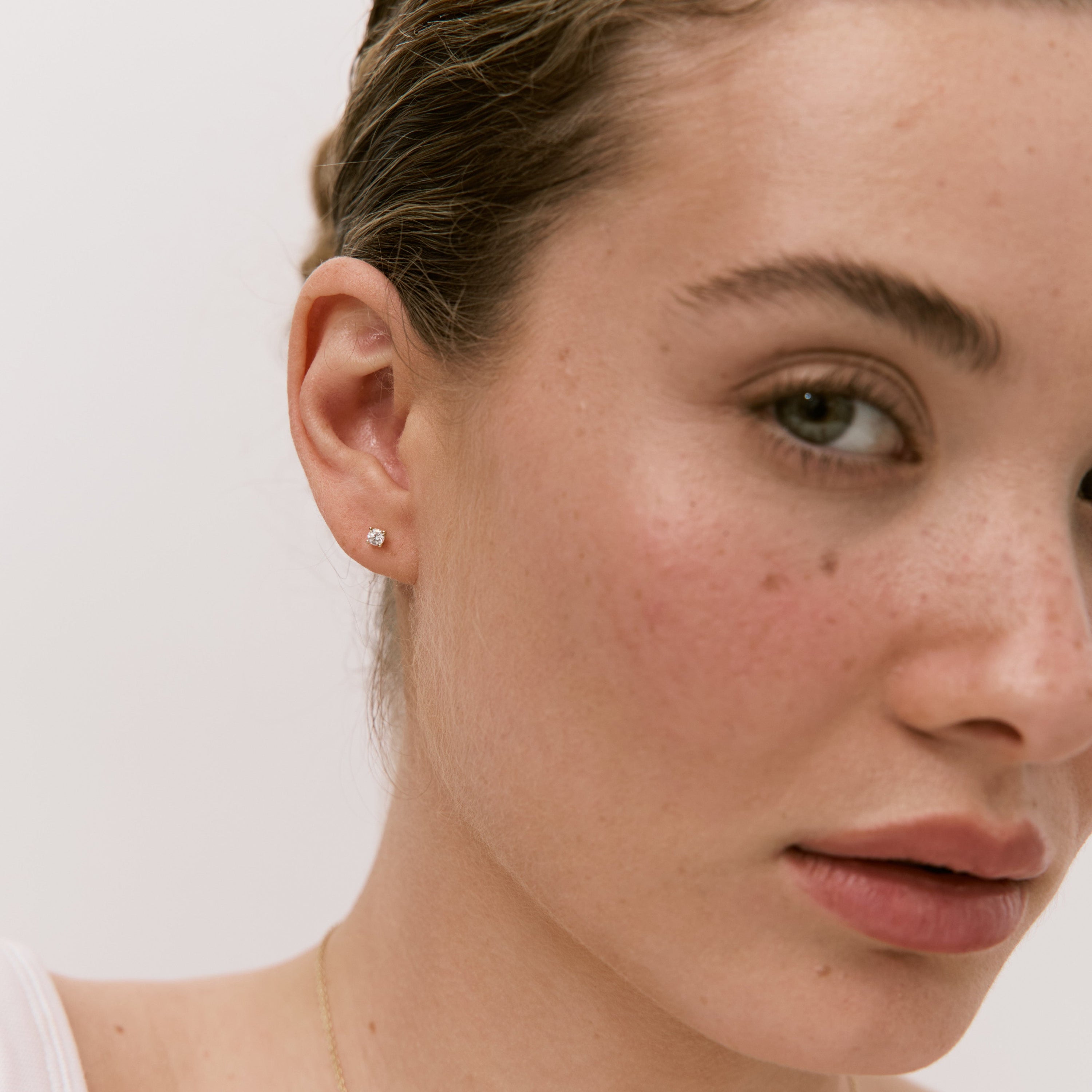 اقراط دانون