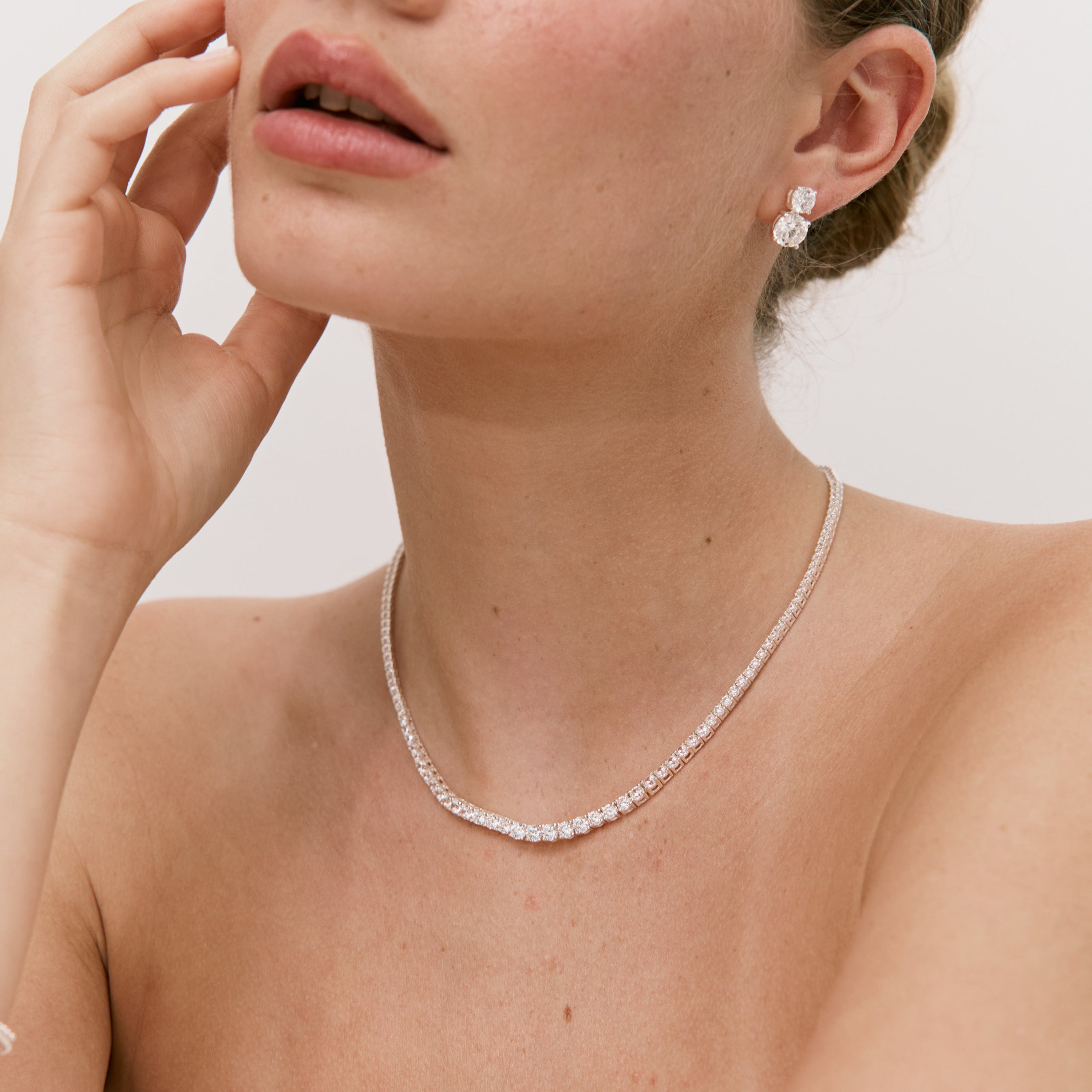 اقراط دانون