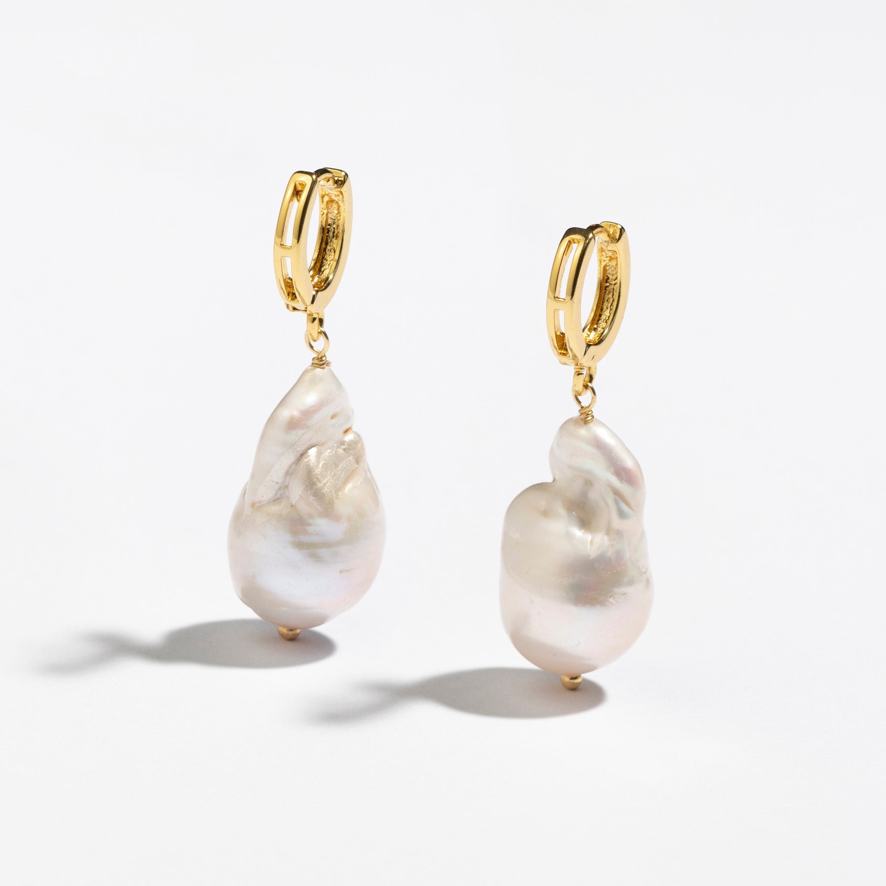 اقراط دانون