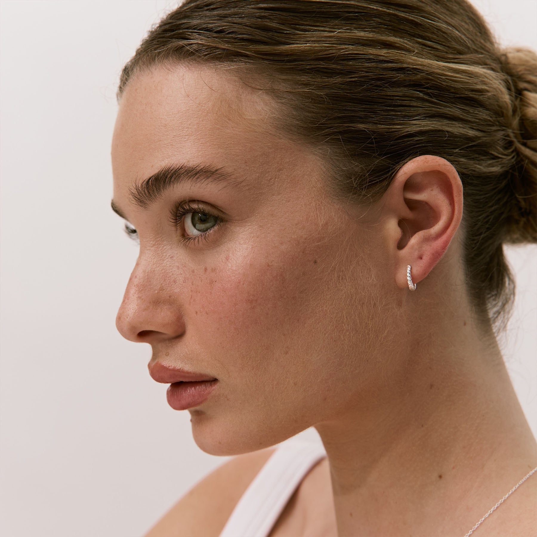 اقراط دانون