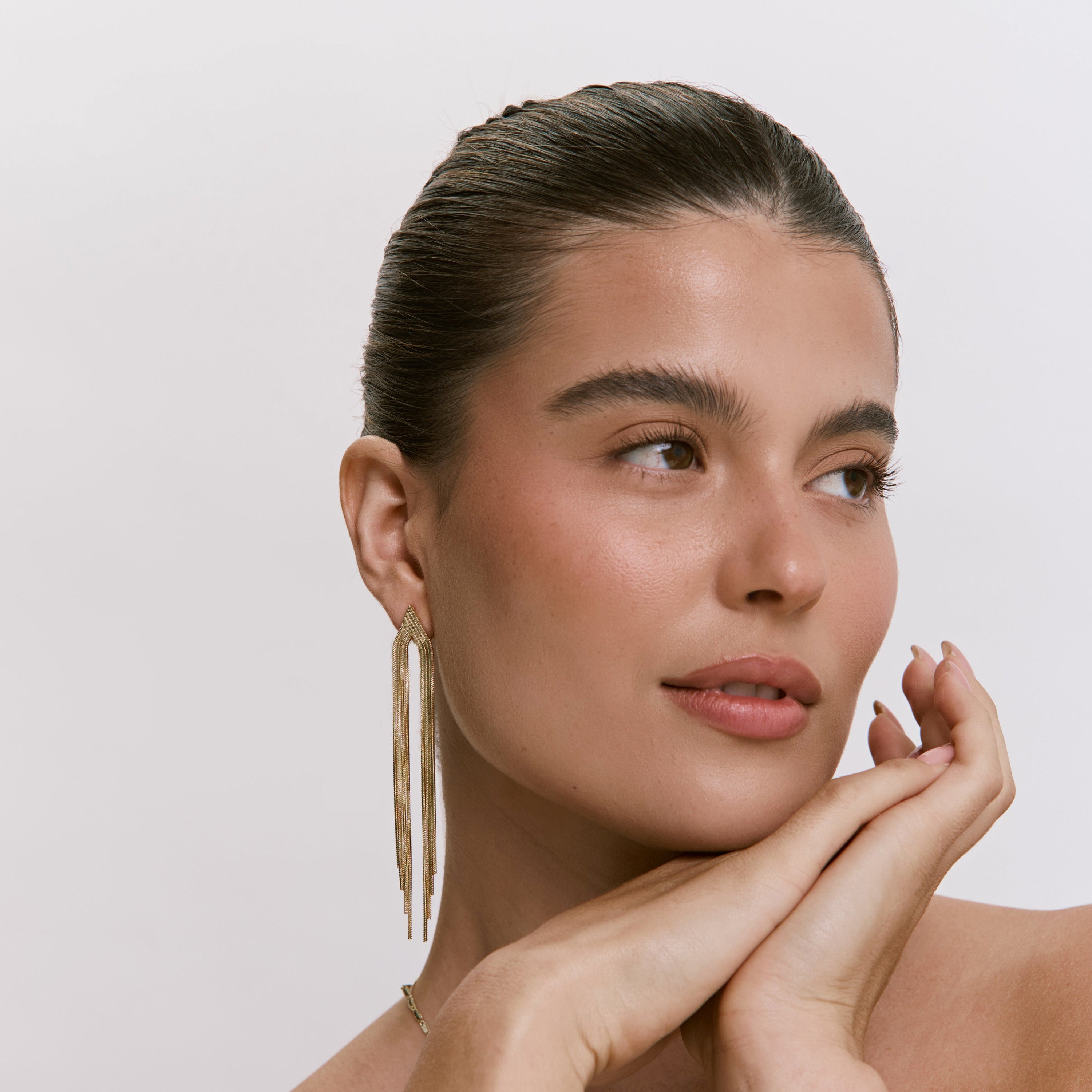 اقراط دانون