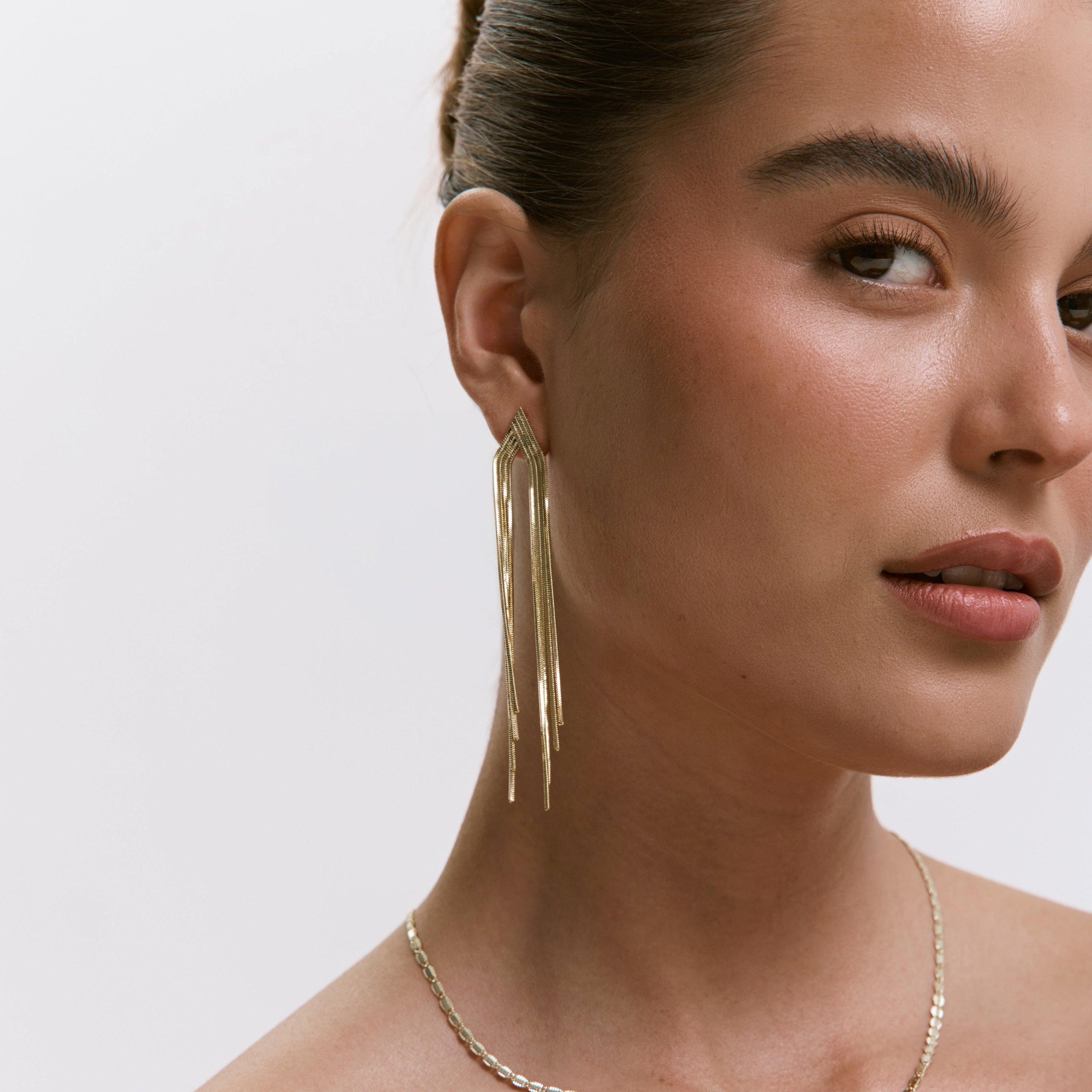 اقراط دانون