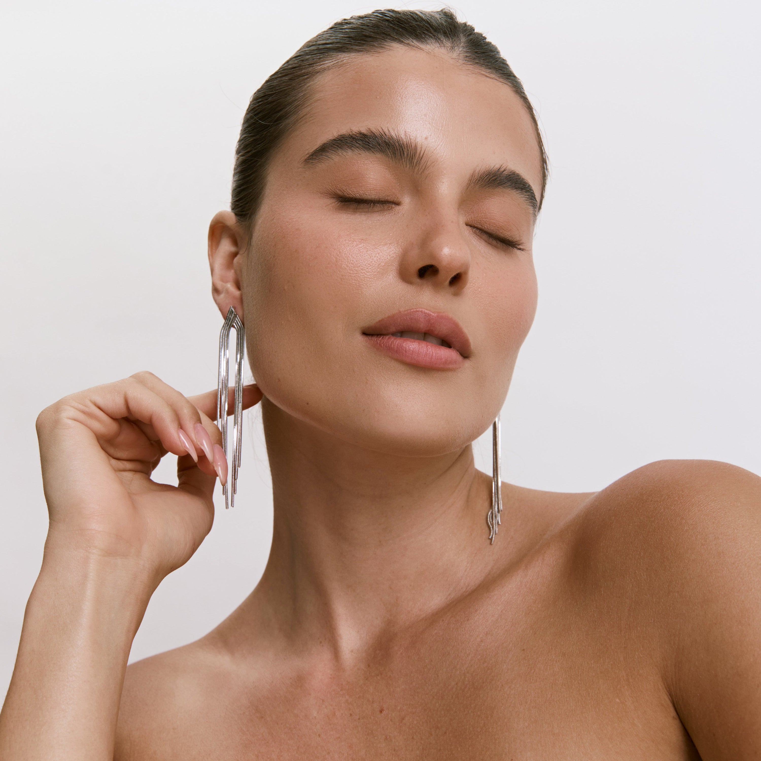 اقراط دانون