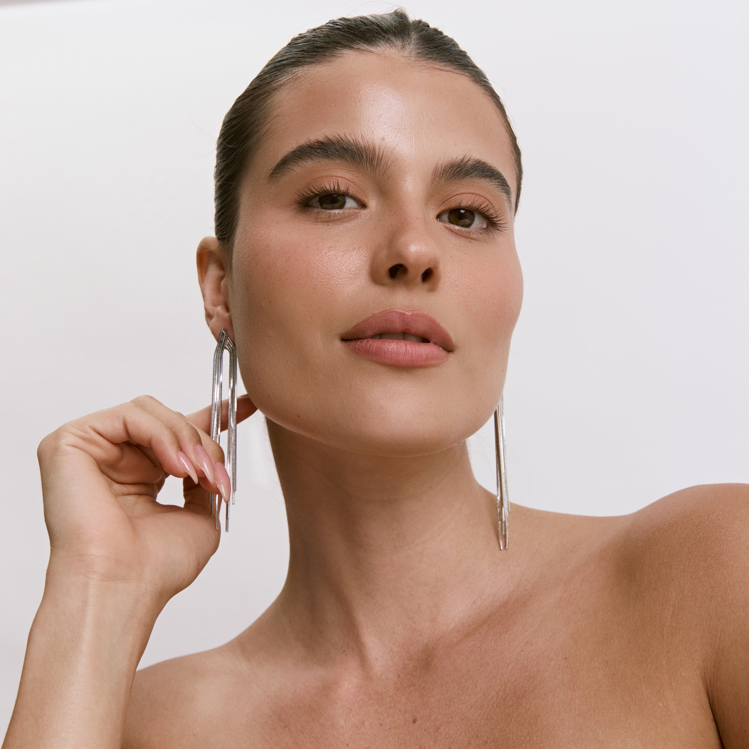 اقراط دانون