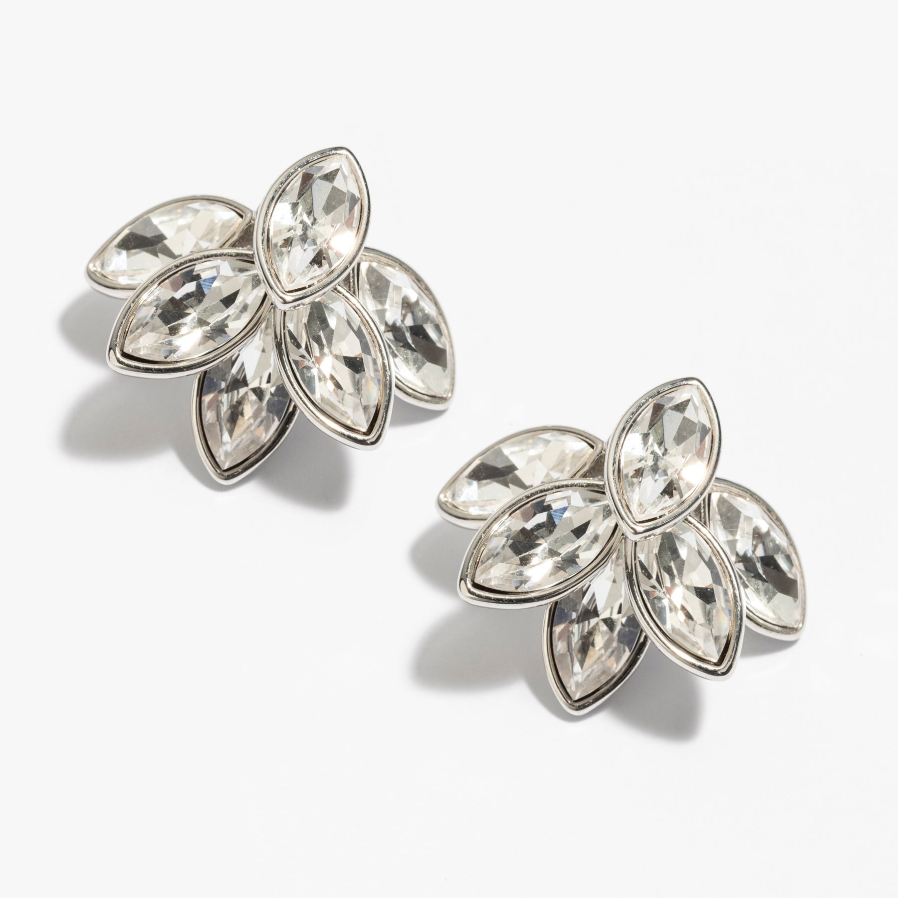 اقراط دانون