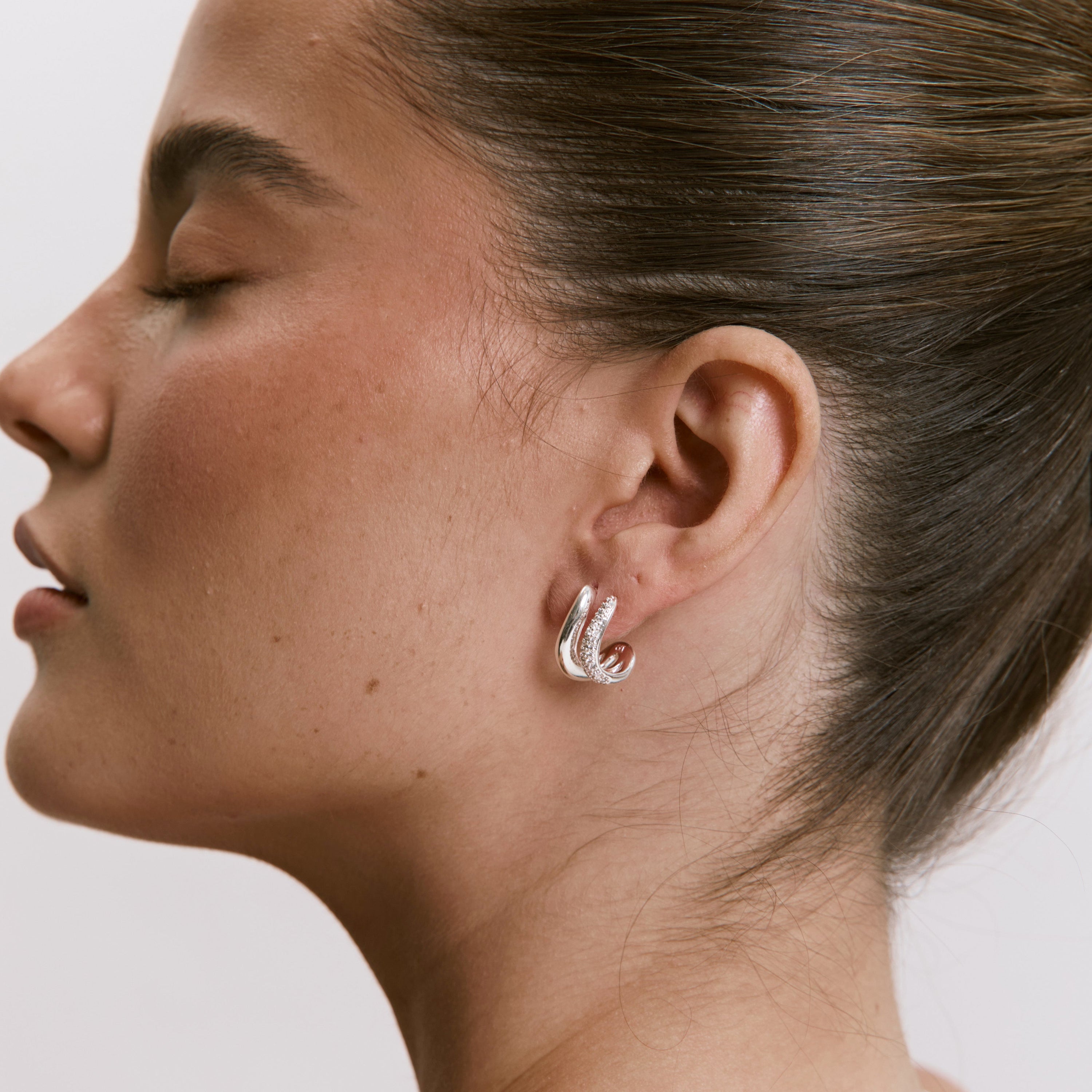 اقراط دانون