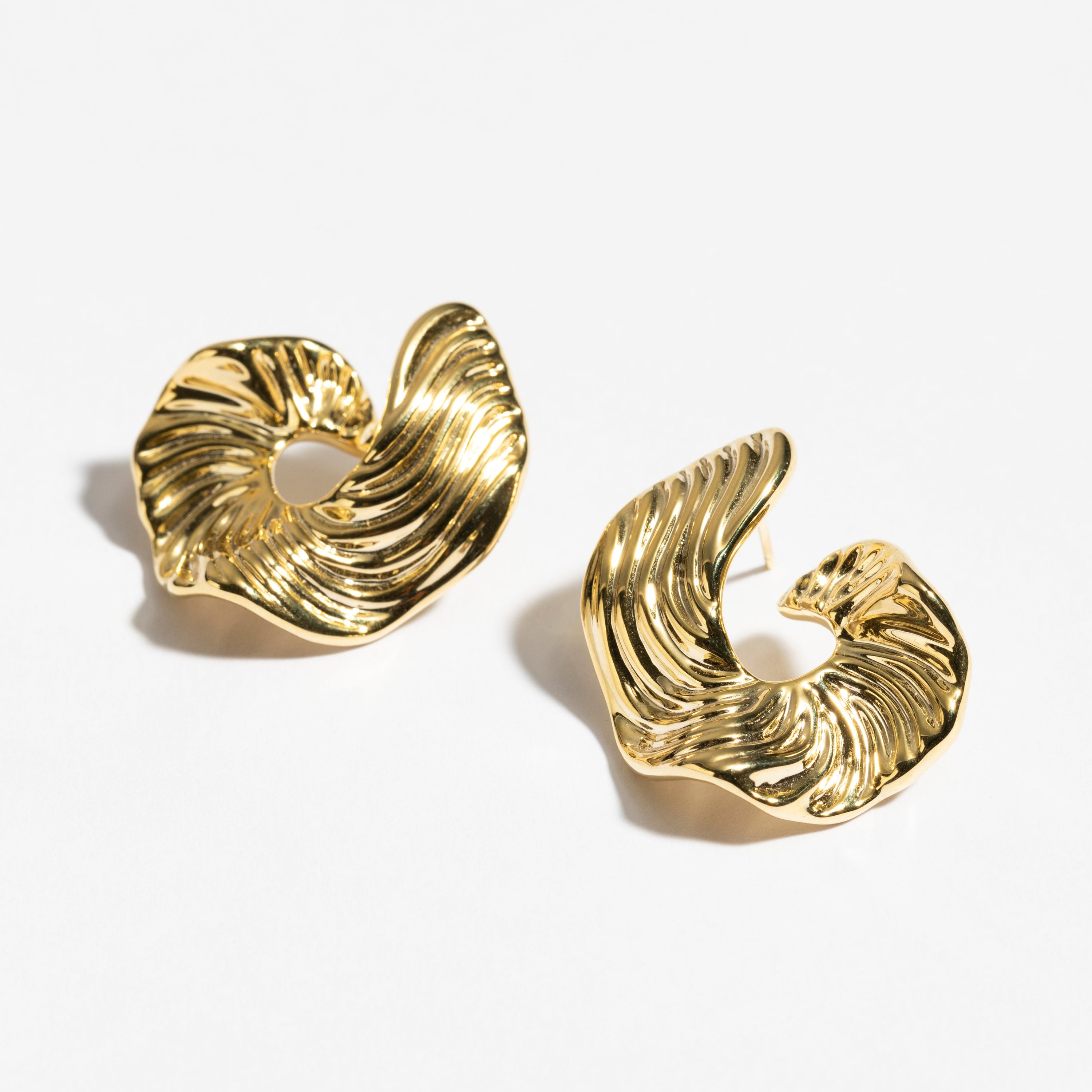 اقراط دانون