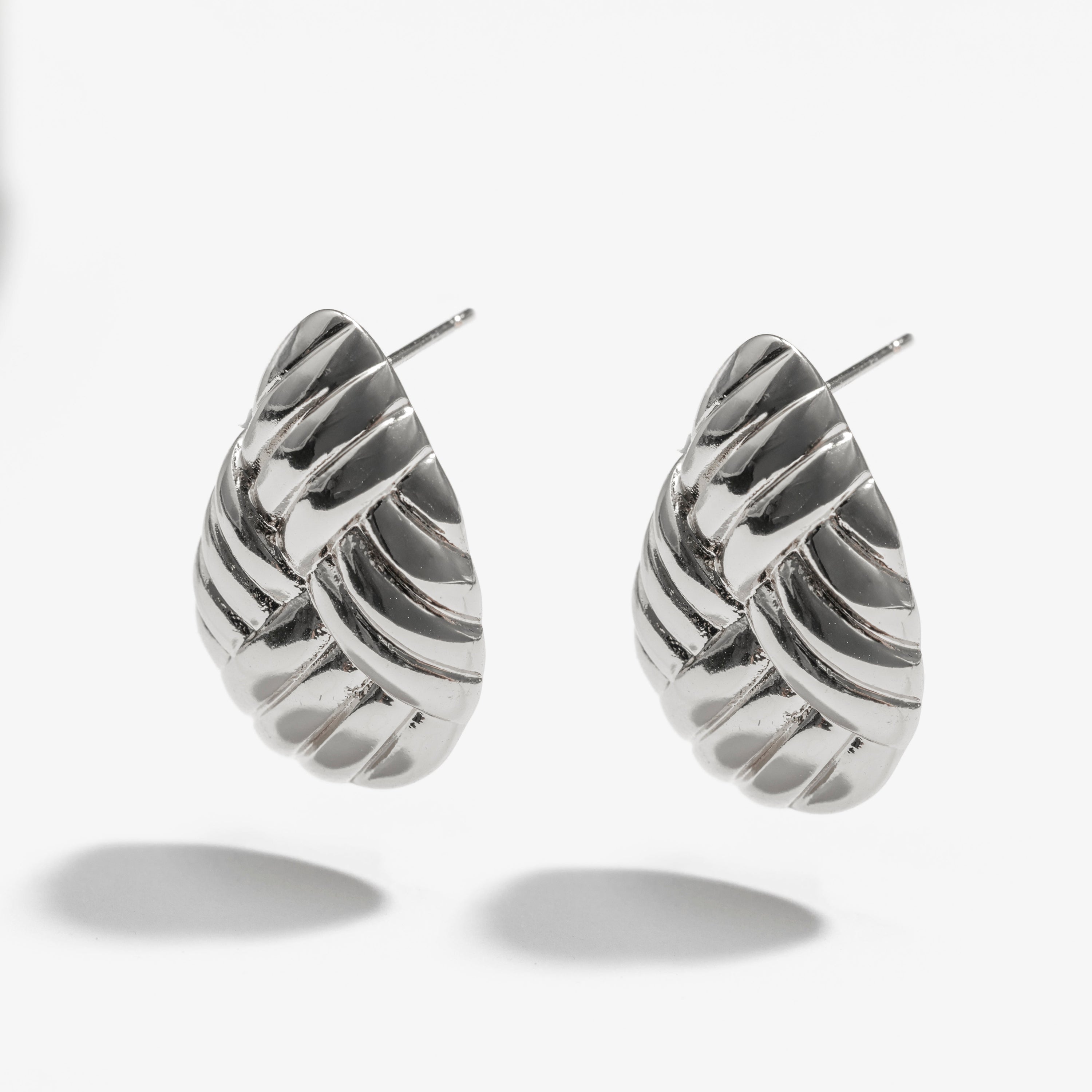 اقراط دانون