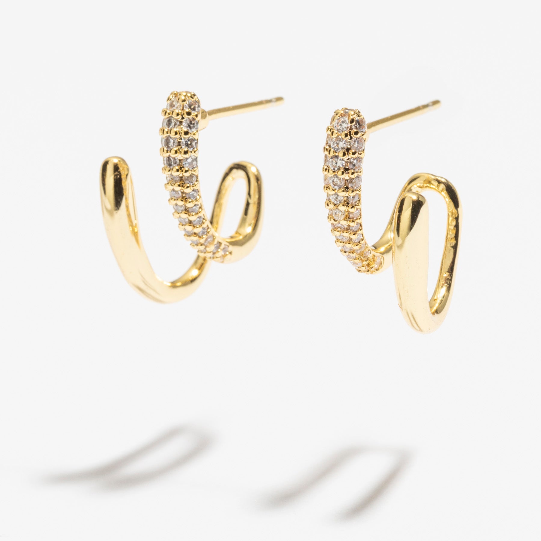 اقراط دانون Faye