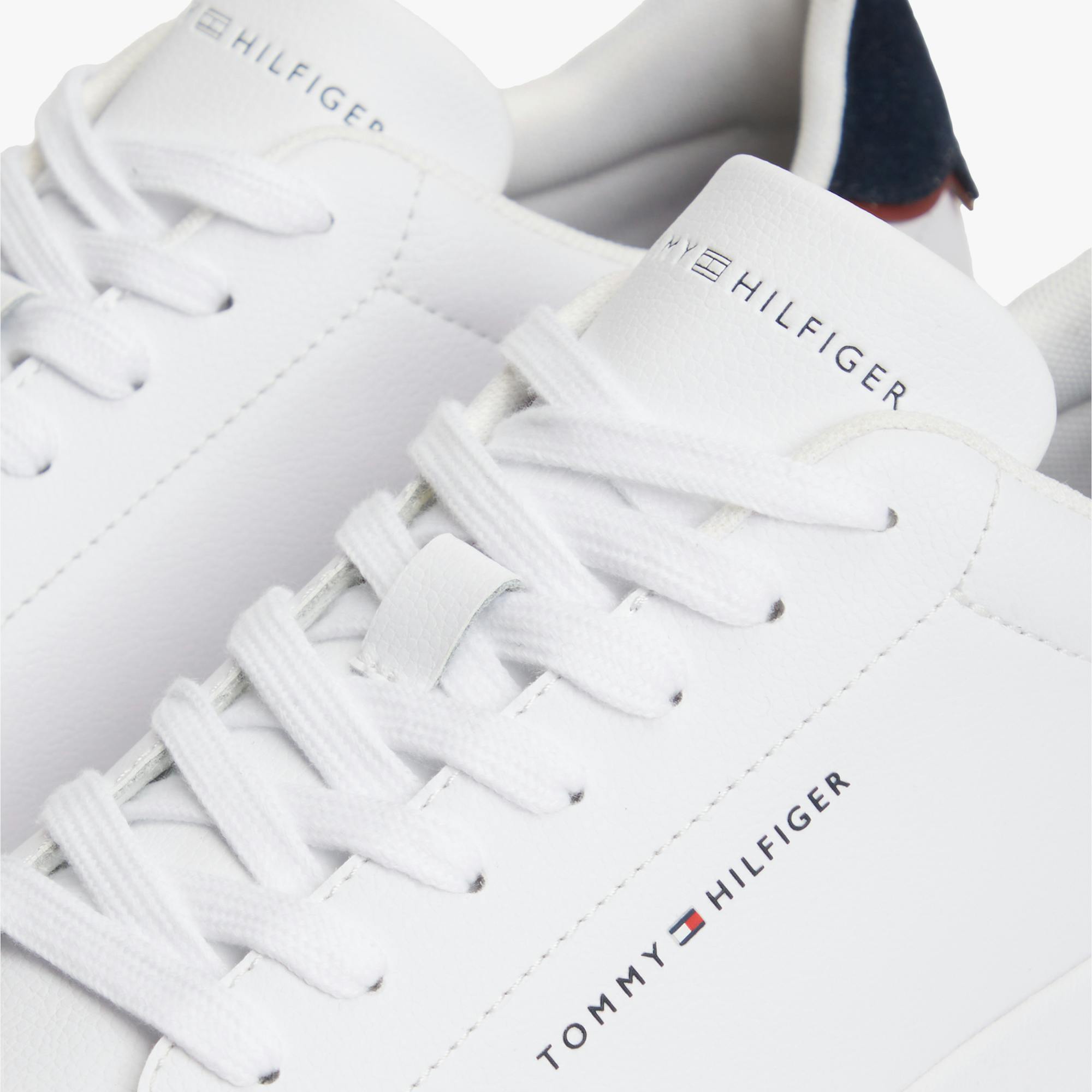حذاء تومي هيلفيجر Court Lth Detail Ess