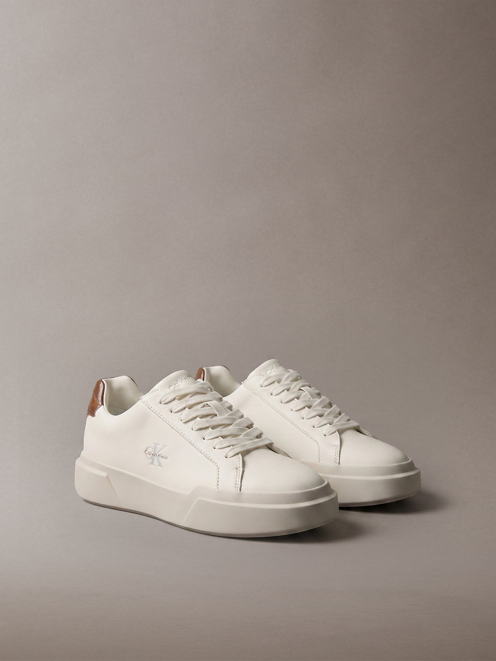 Calvin Klein Chunky Cups Laceup Lth Bt Croc Sneaker