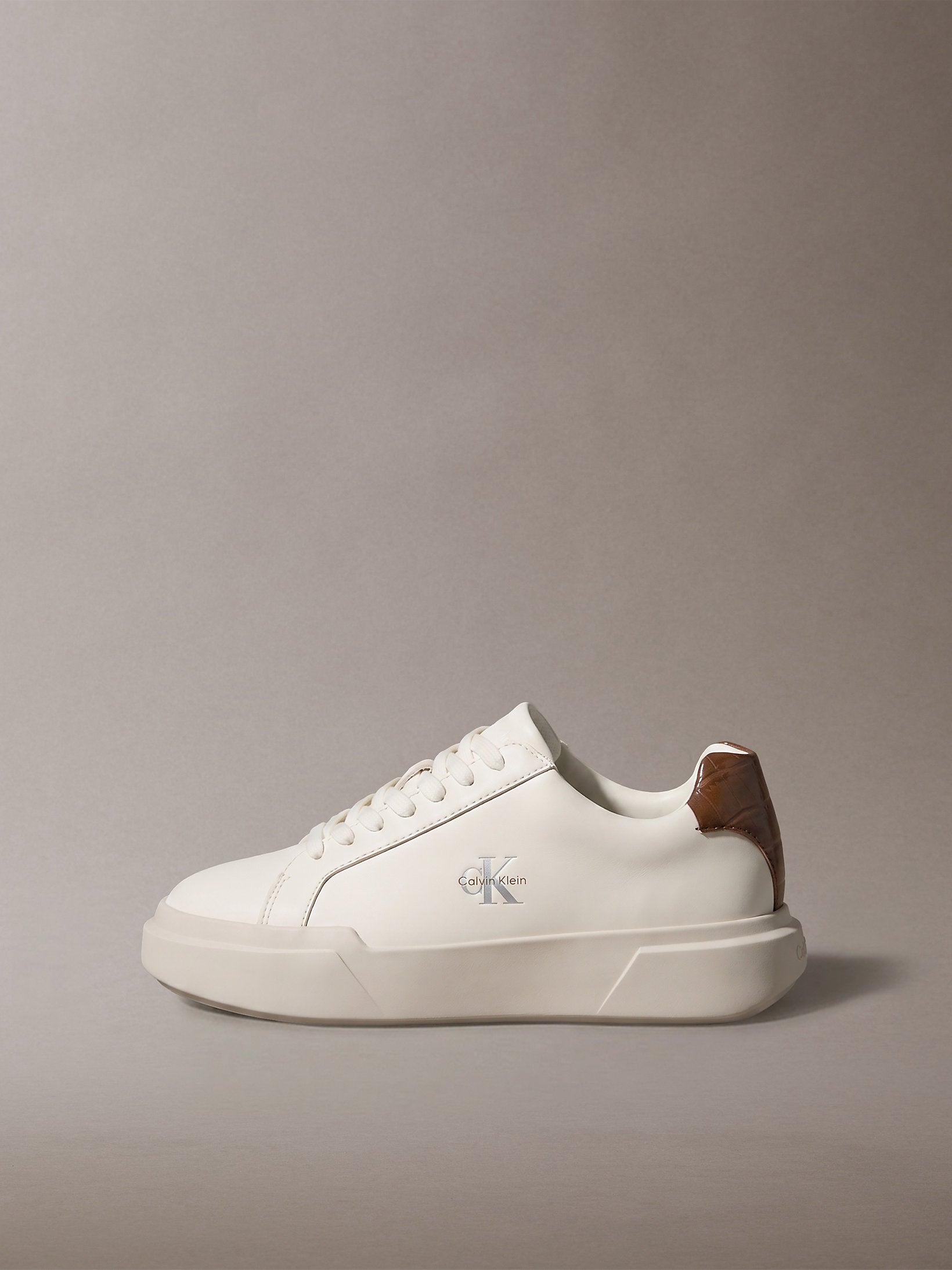 Calvin Klein Chunky Cups Laceup Lth Bt Croc Sneaker