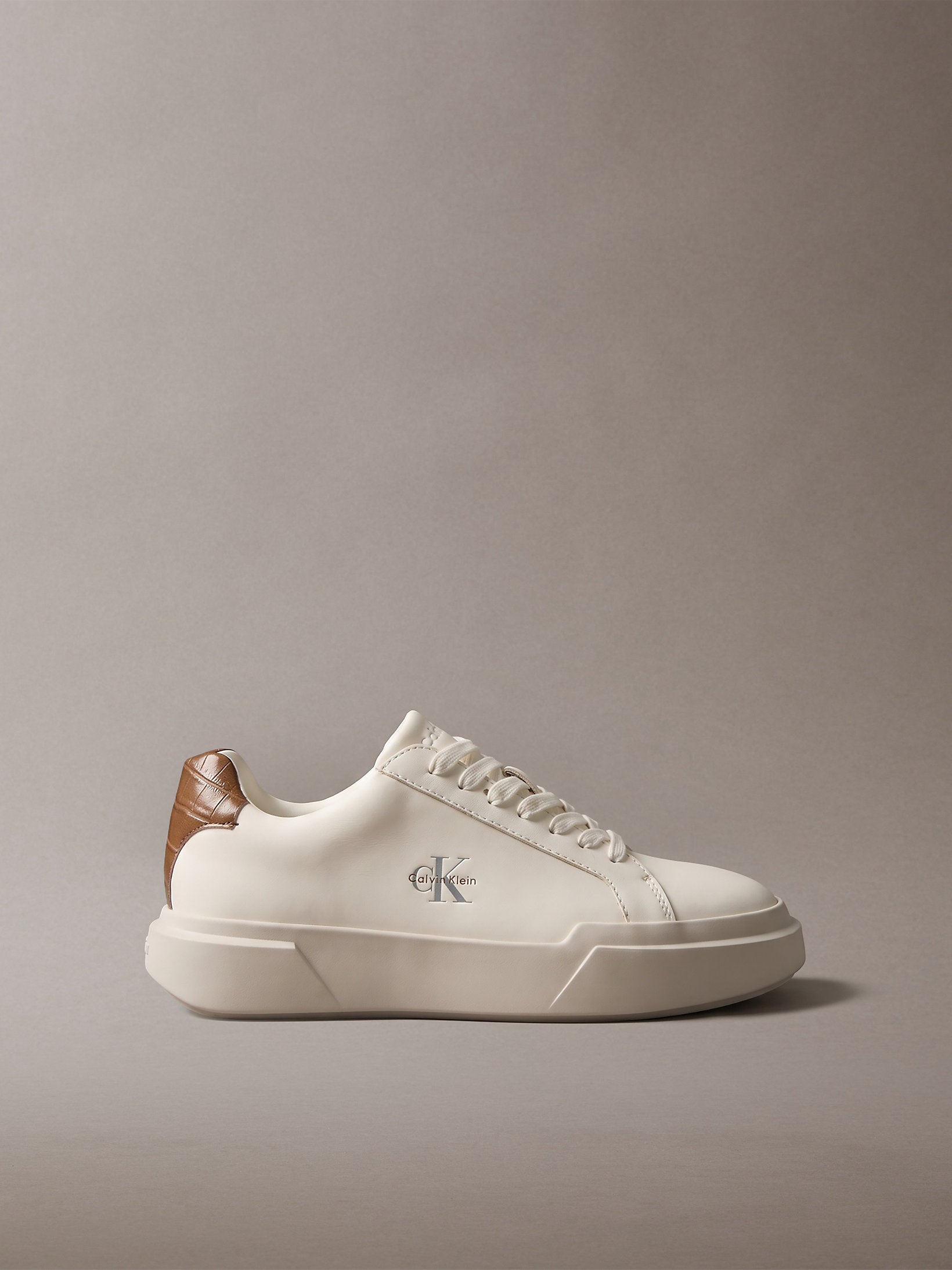 Calvin Klein Chunky Cups Laceup Lth Bt Croc Sneaker
