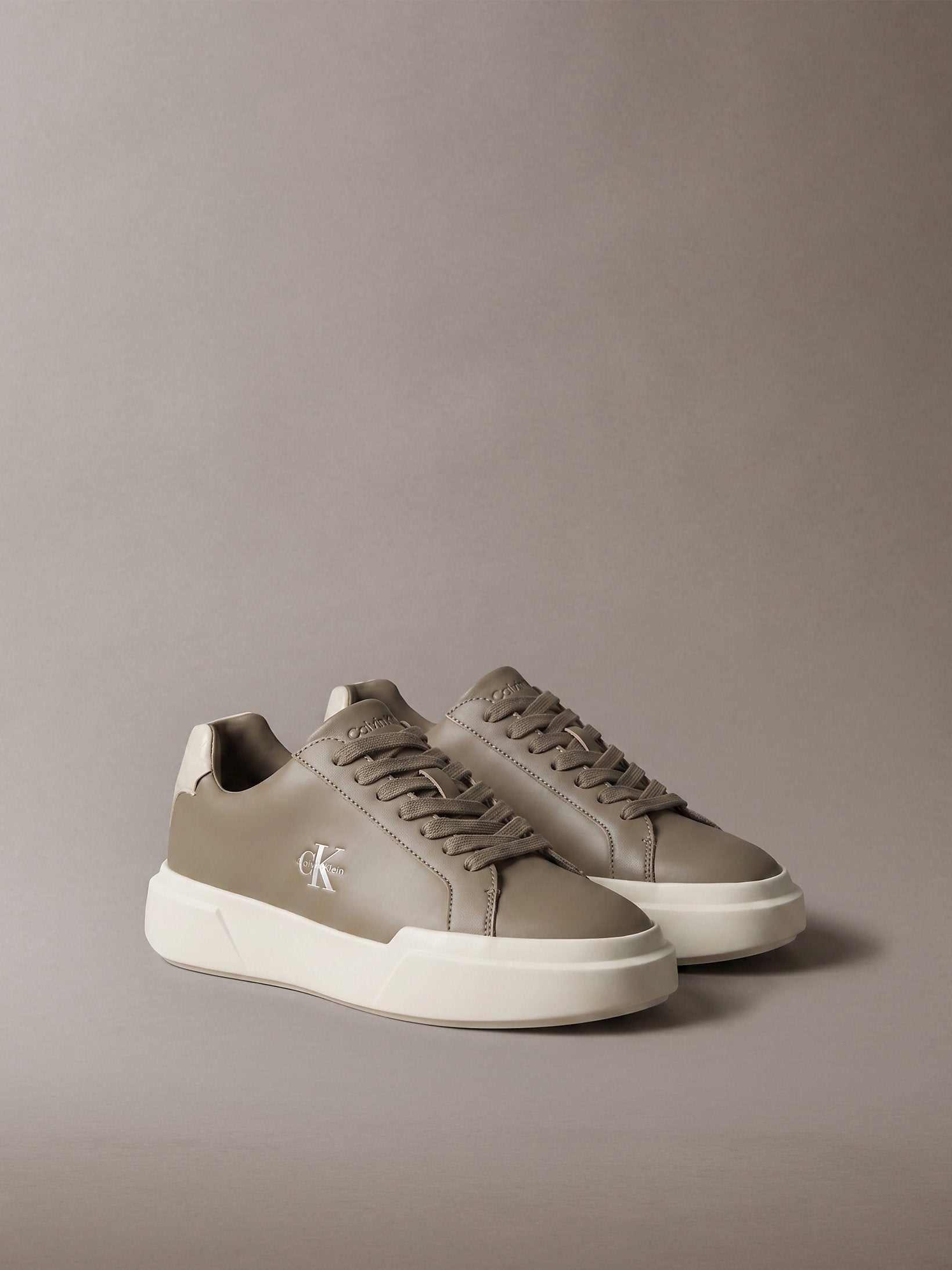 Calvin Klein Chunky Cups Laceup Lth Bt Croc Sneaker