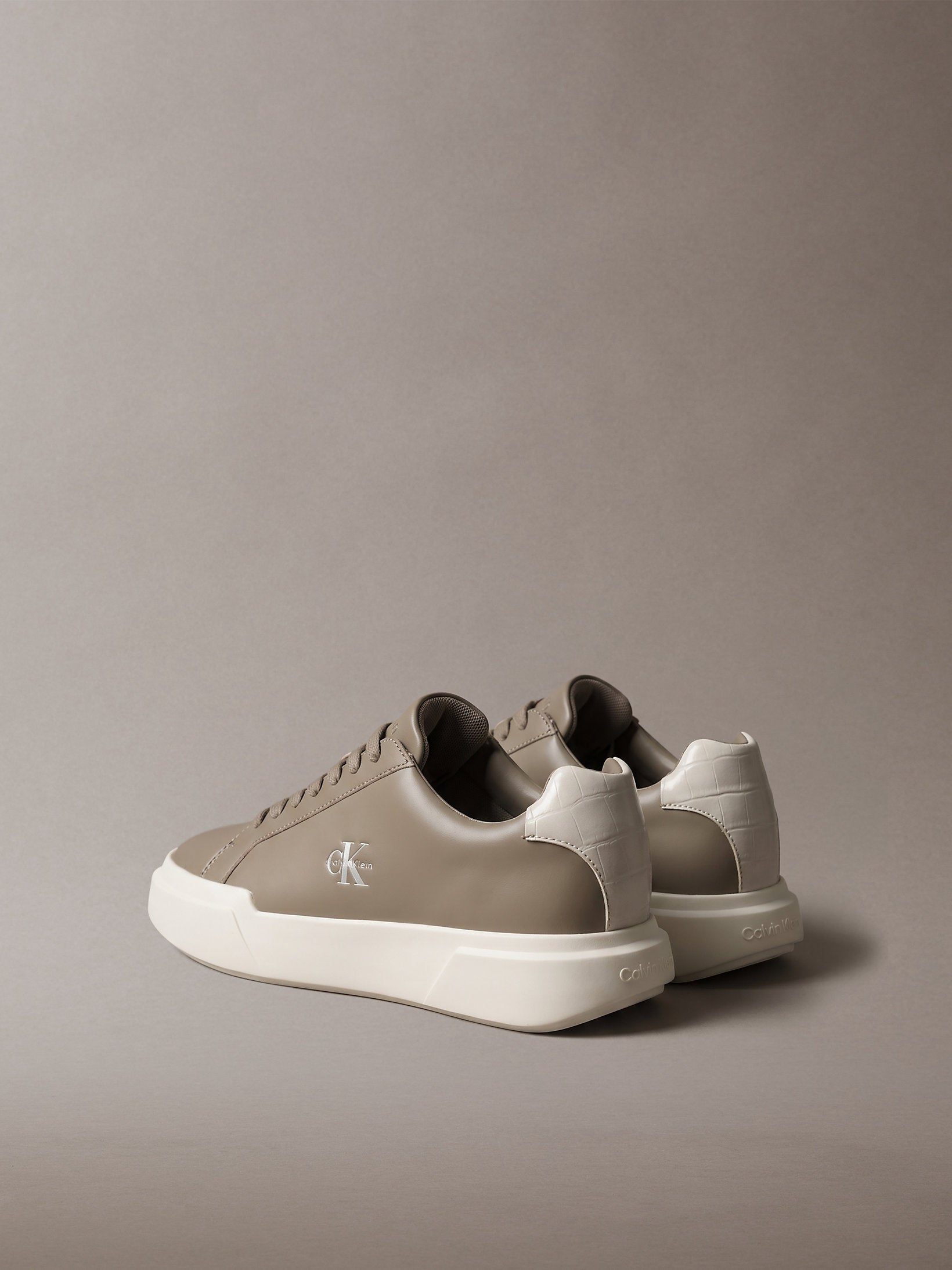 Calvin Klein Chunky Cups Laceup Lth Bt Croc Sneaker