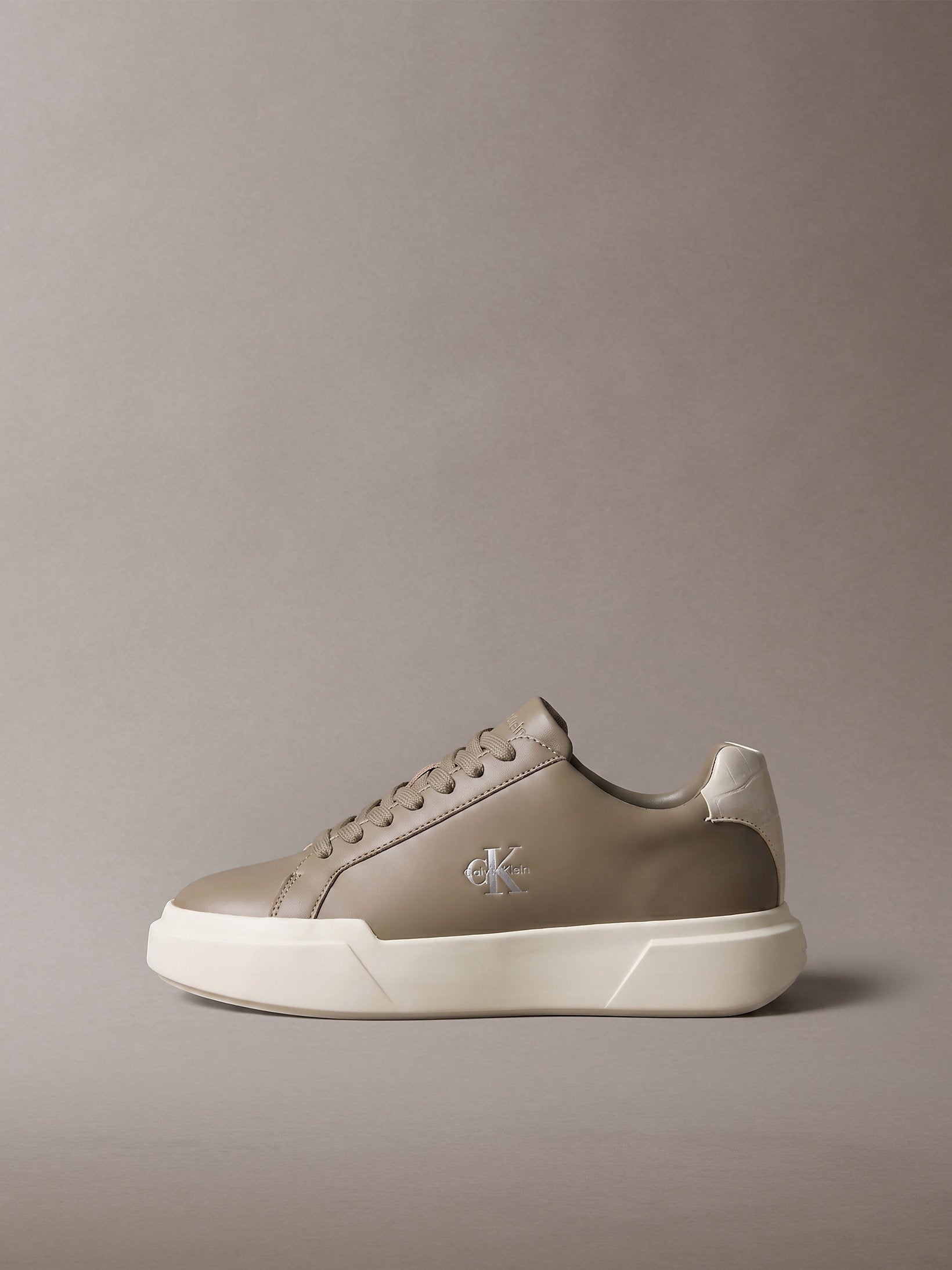 Calvin Klein Chunky Cups Laceup Lth Bt Croc Sneaker