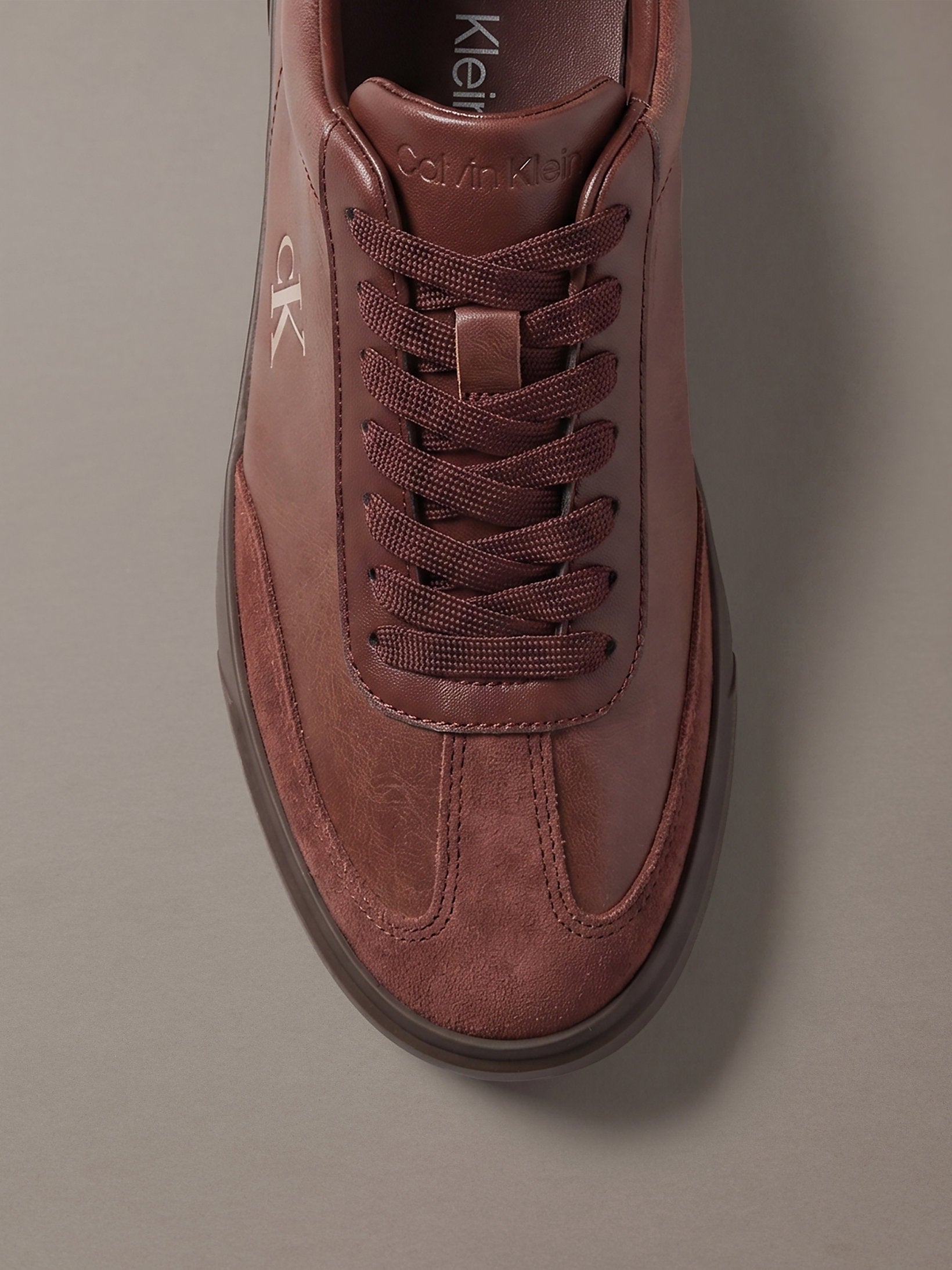 Calvin Klein Low Pro Cups Wingt Text Lth Sue Sneaker